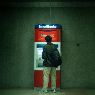 5 steps to cut call center costs with intelligent routing for Indonesian banks