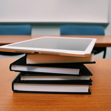 Call Center Reduce Operating Cost: How a Singapore Education Provider Cut Costs by 40% with Instadesk