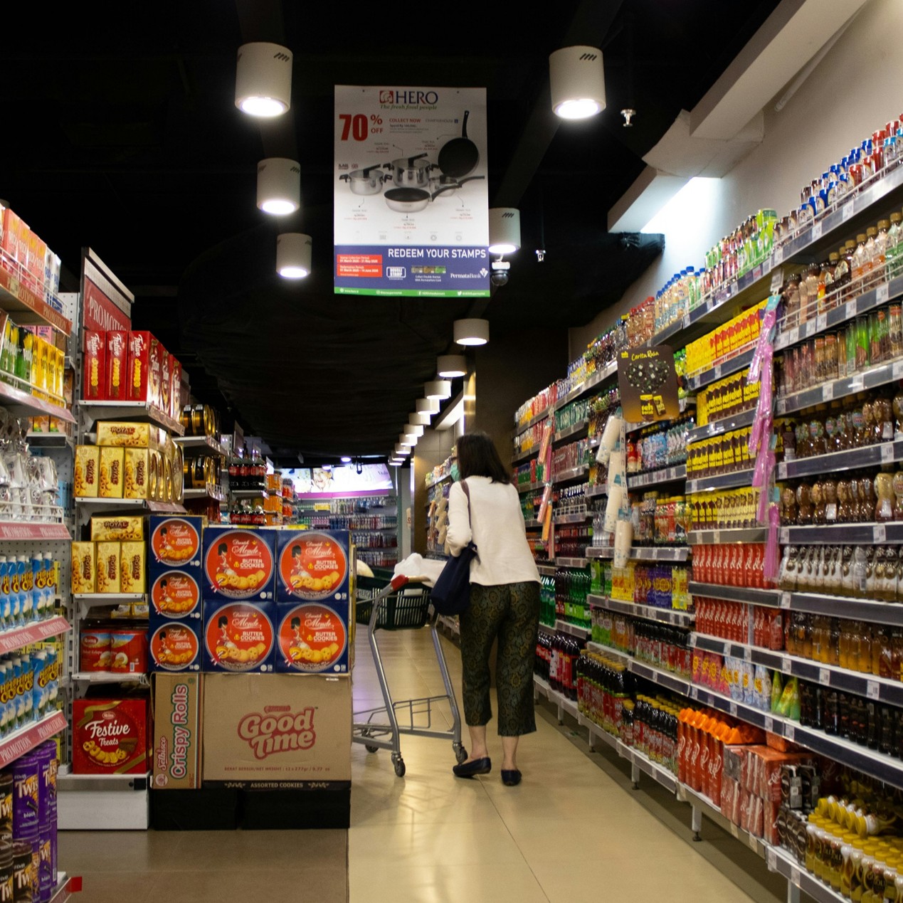 Purchase Omnichannel AI Quality Monitoring: Instadesk vs NICE vs Verint for Retailers