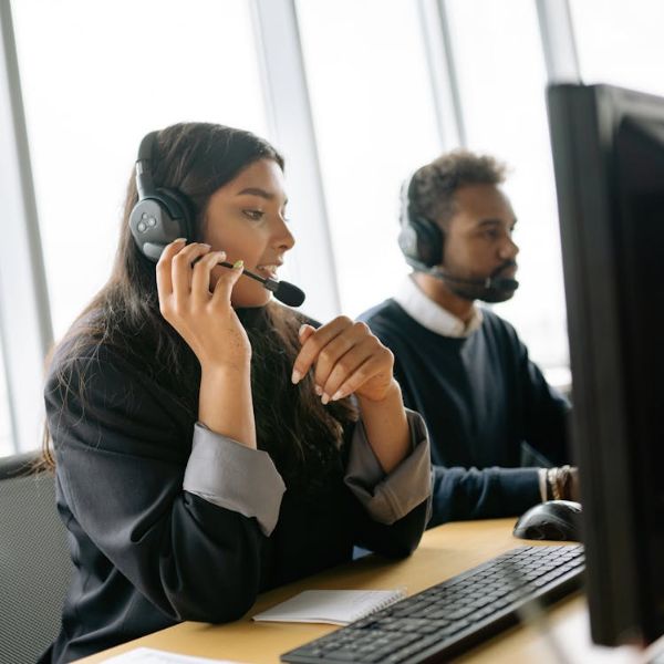 How E-Commerce Teams in Southeast Asia Can Handle Peak Season Call Spikes