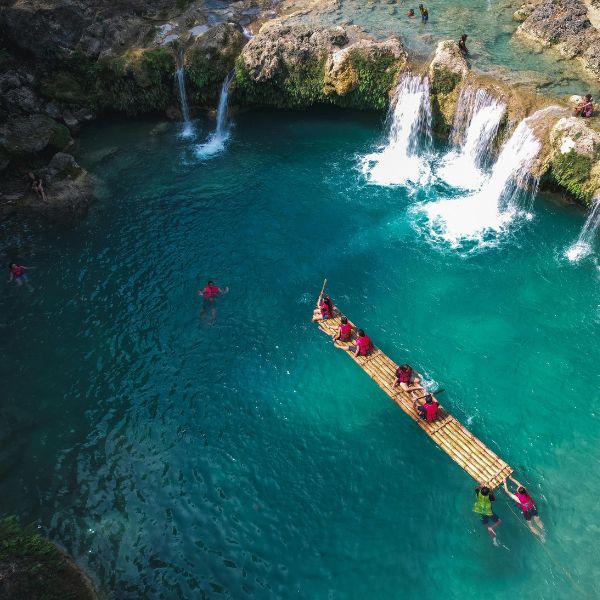 Risk Control Smart Badge: How a Philippine Tourist Attraction Improved Safety Compliance