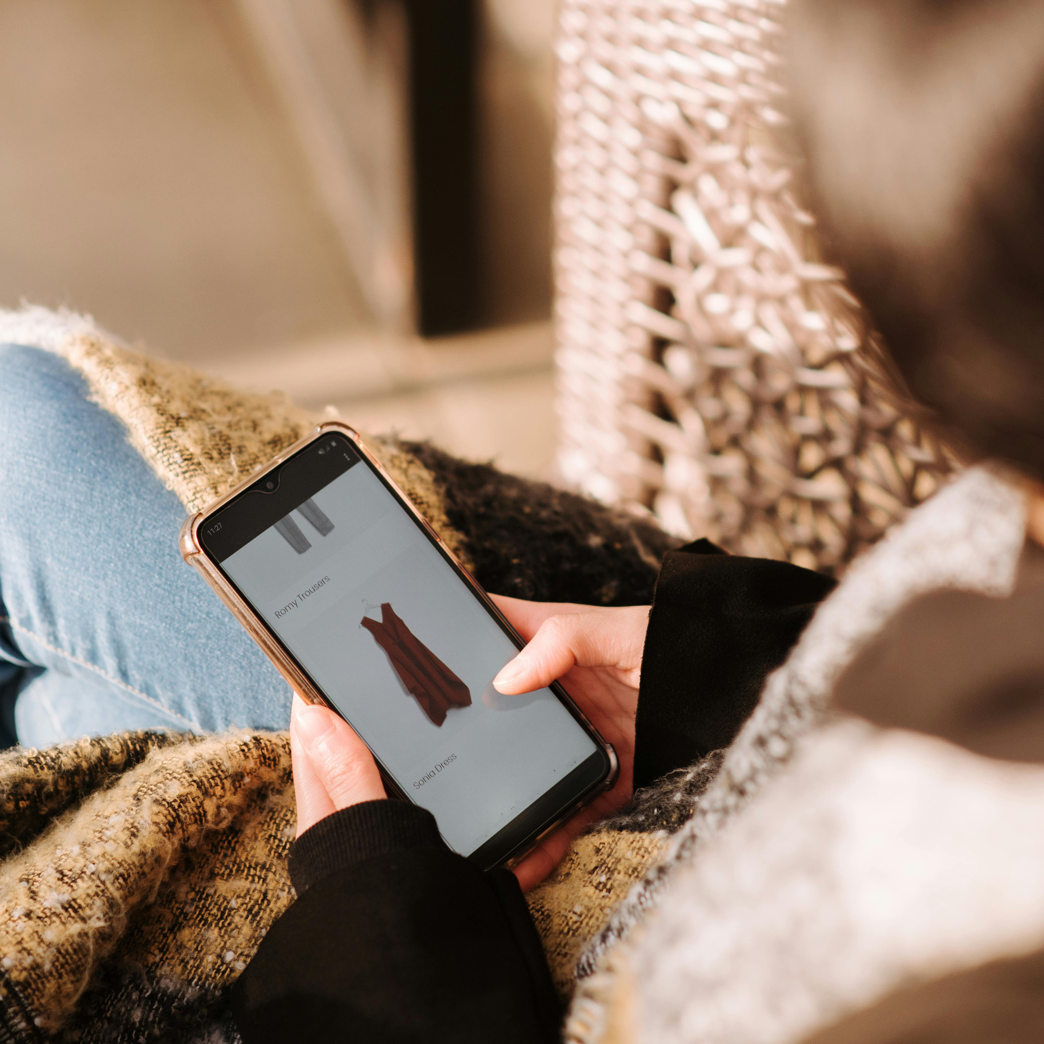 AI Quality Assurance: Cut E-commerce Complaints by 65%