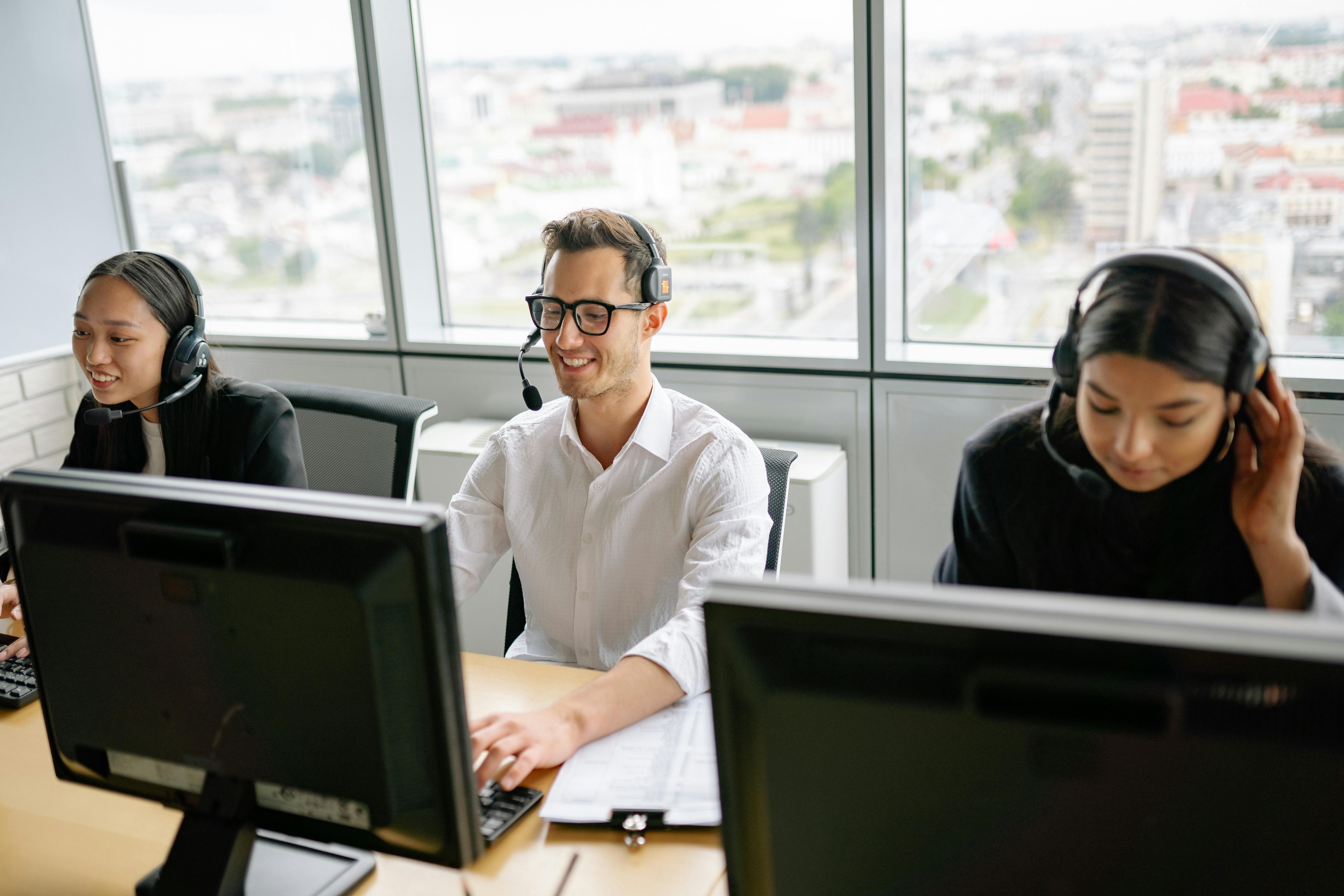 AI Quality Monitoring to Reduce Complaints: Top Tools for Call Centers