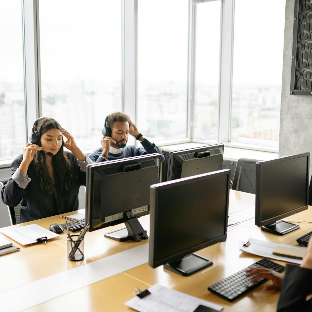 Enterprise Grade Contact Center Platform: Top Tools for Banks