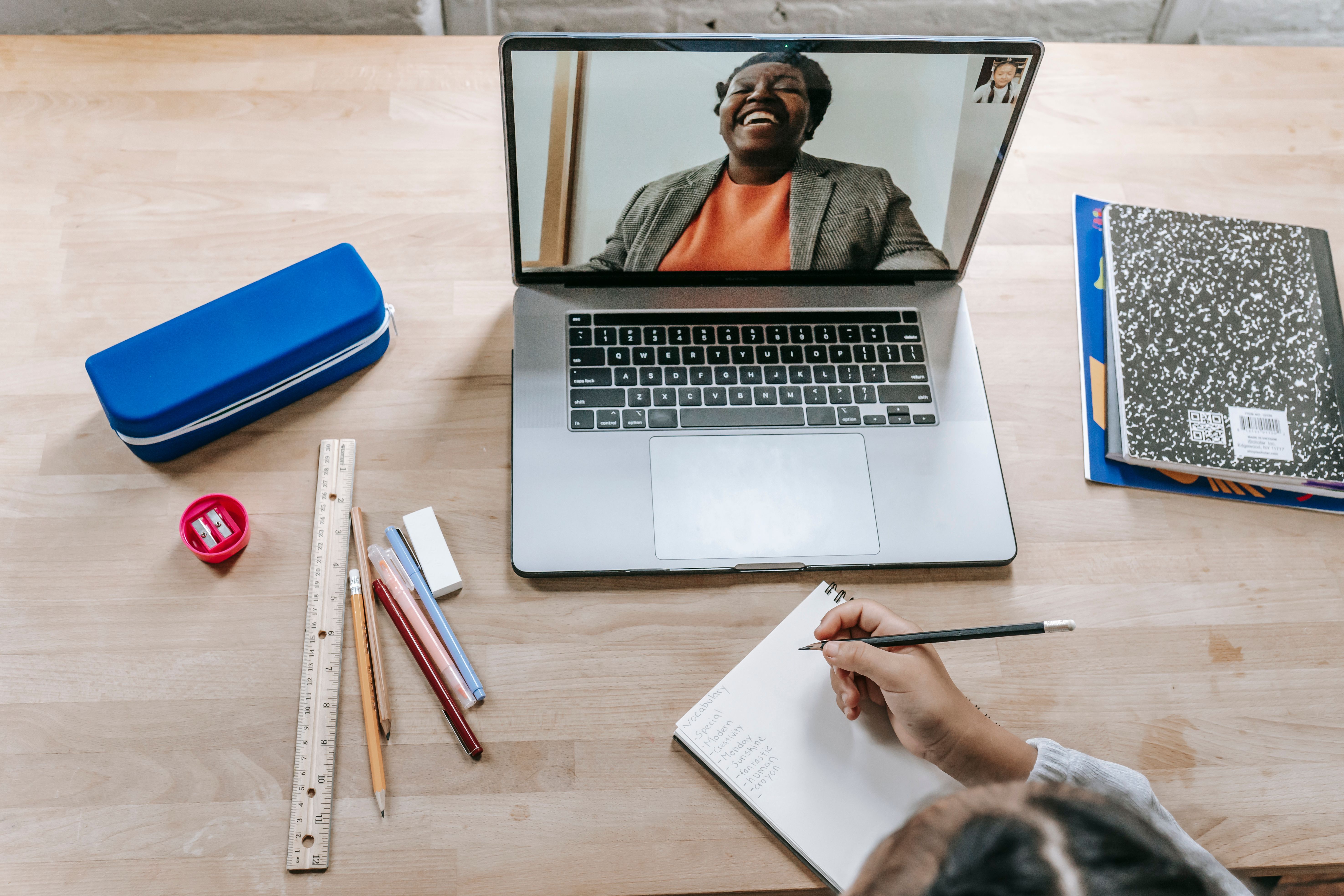 From Random Checks to Full Oversight: AI Quality Inspection Reforms Operations for Online Education Institutions