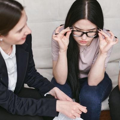 Contact Center vs Call Center: What’s the Difference and Which Does Insurance Need?