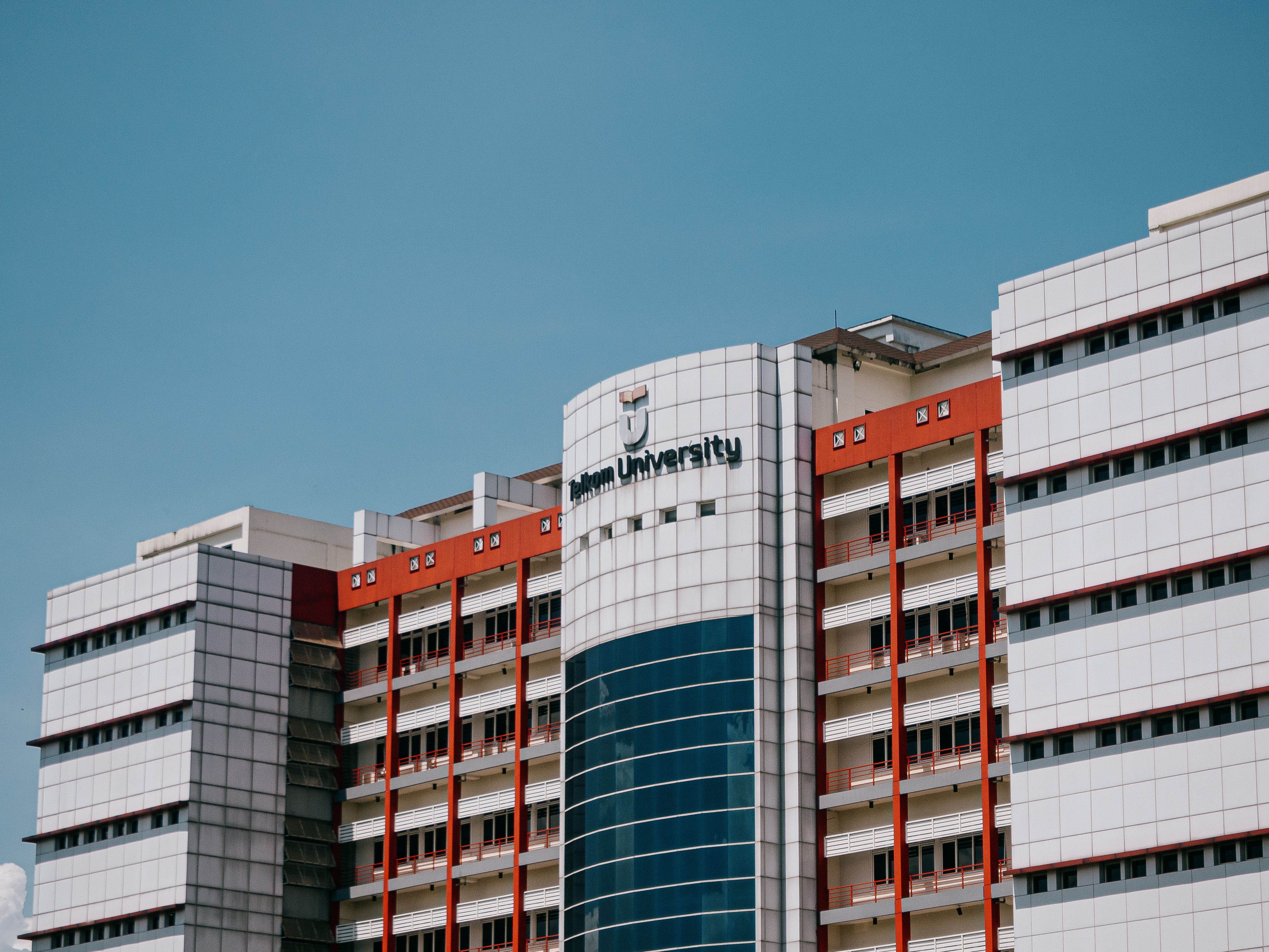 Record and Transcribe Customer Calls Automatically – A Guide for Malaysian Educational Institutions