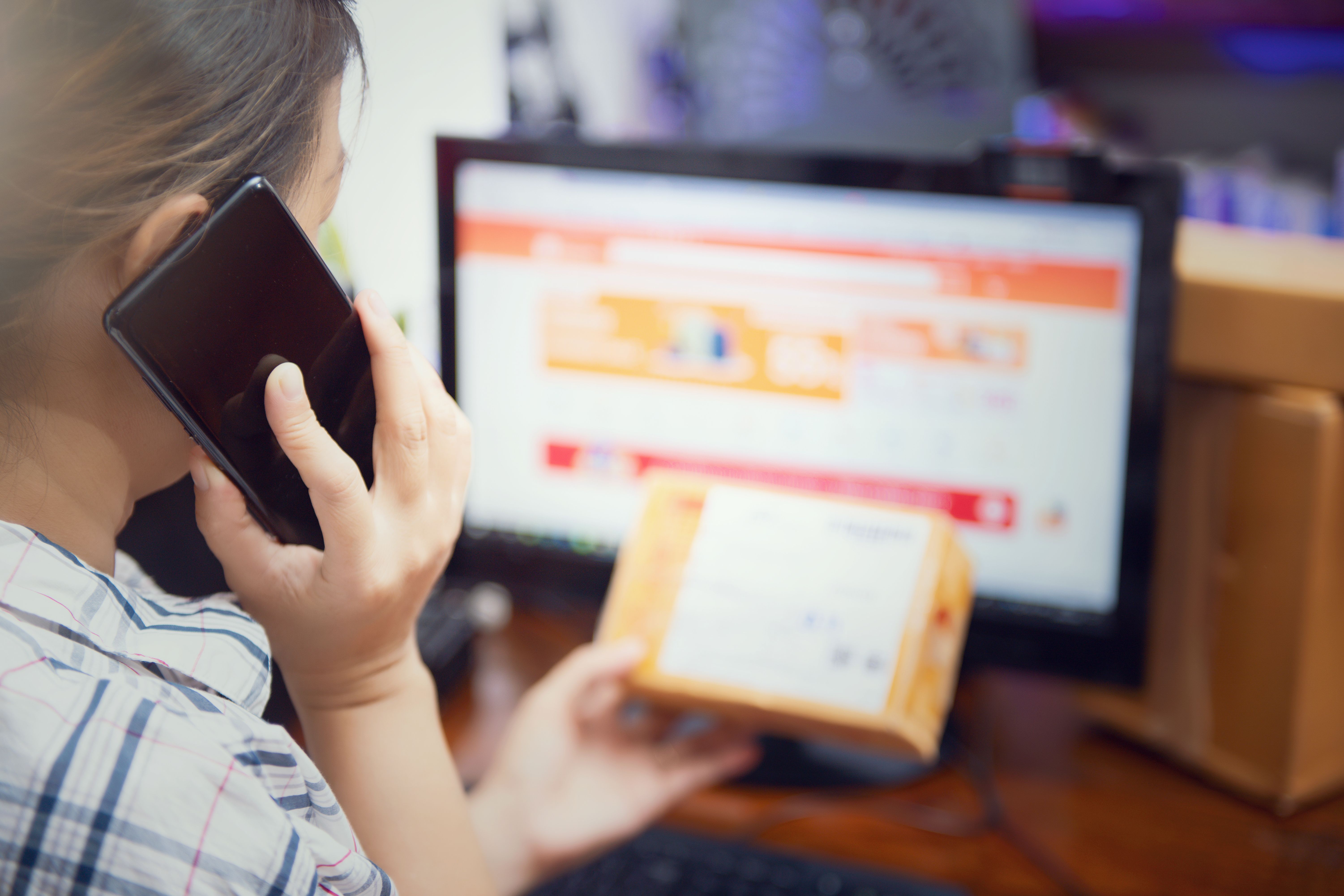 Better Than Tawk.to Live Chat – Here's Why Instadesk Wins for Growing Businesses