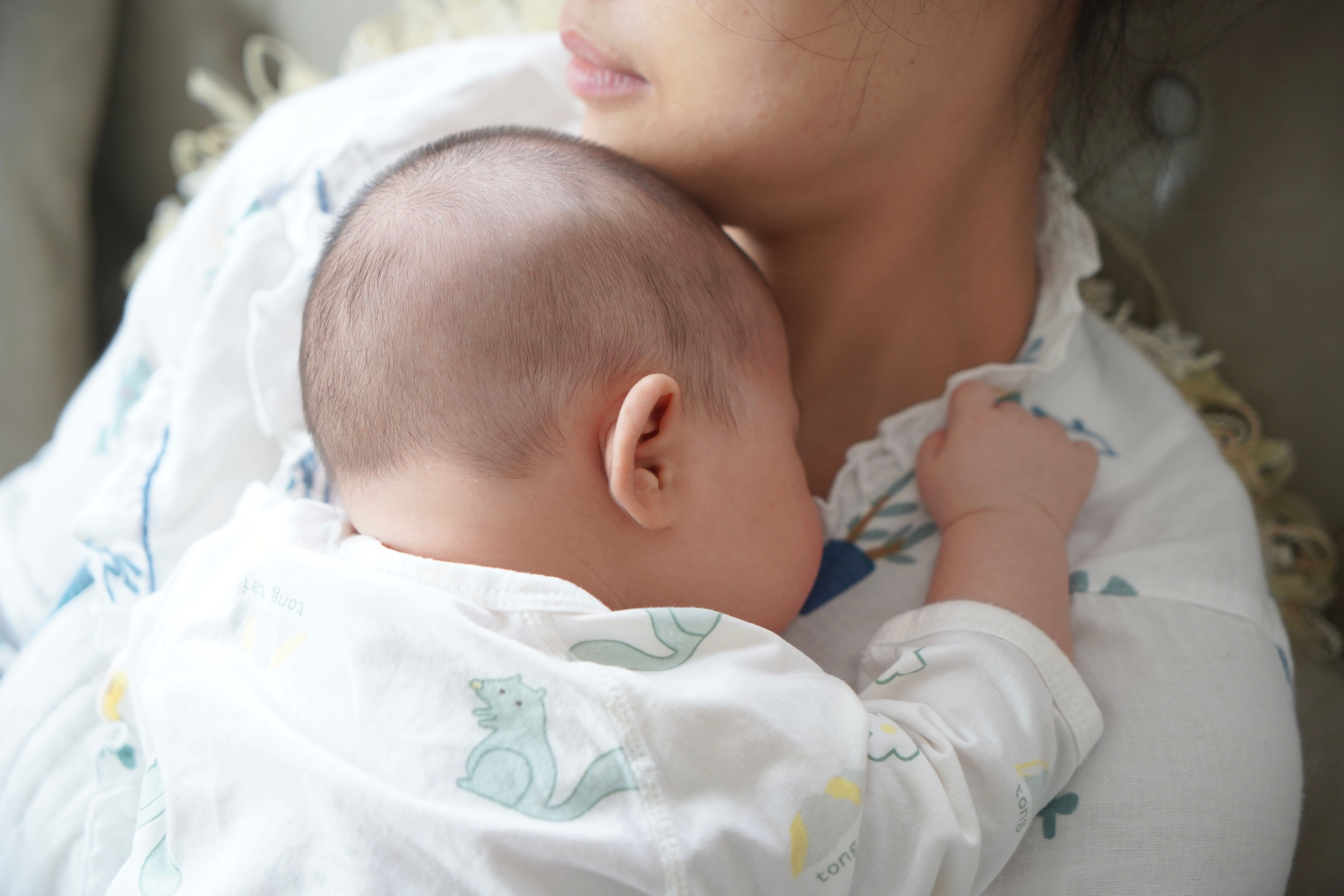 The Shopping Guide Who Never Forgets a Due Date–Smart Badges for Maternity&Baby Stores