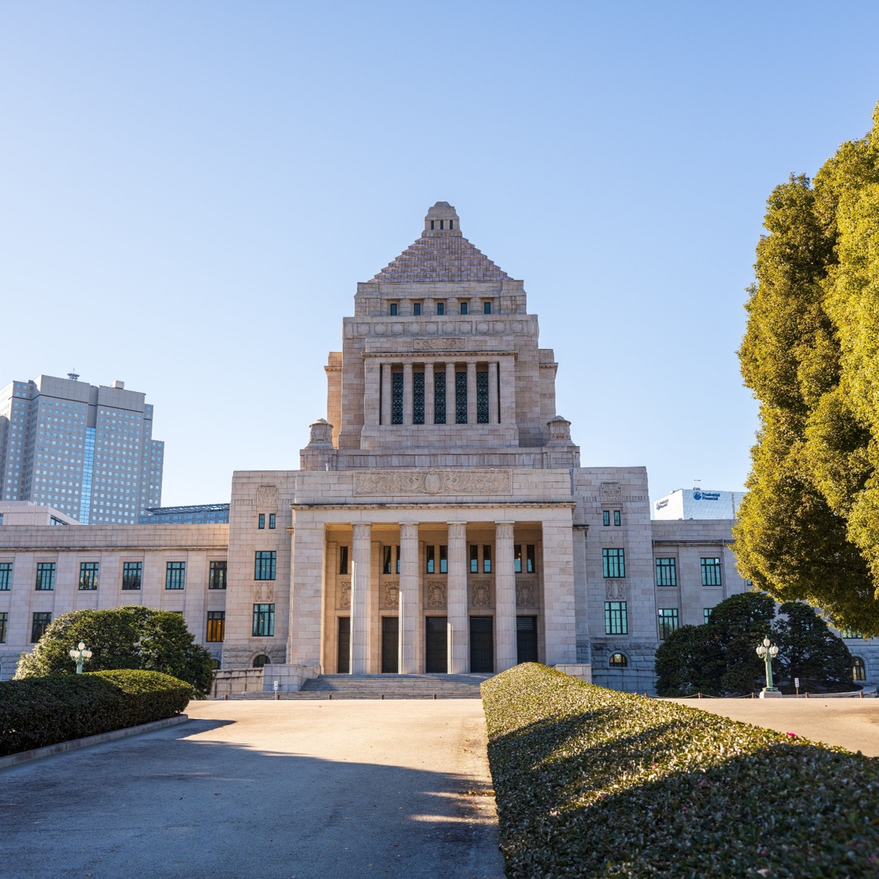 The AI That Answers the Nation's Calls – AI Call Center Transformation for Government Public Service Hotlines