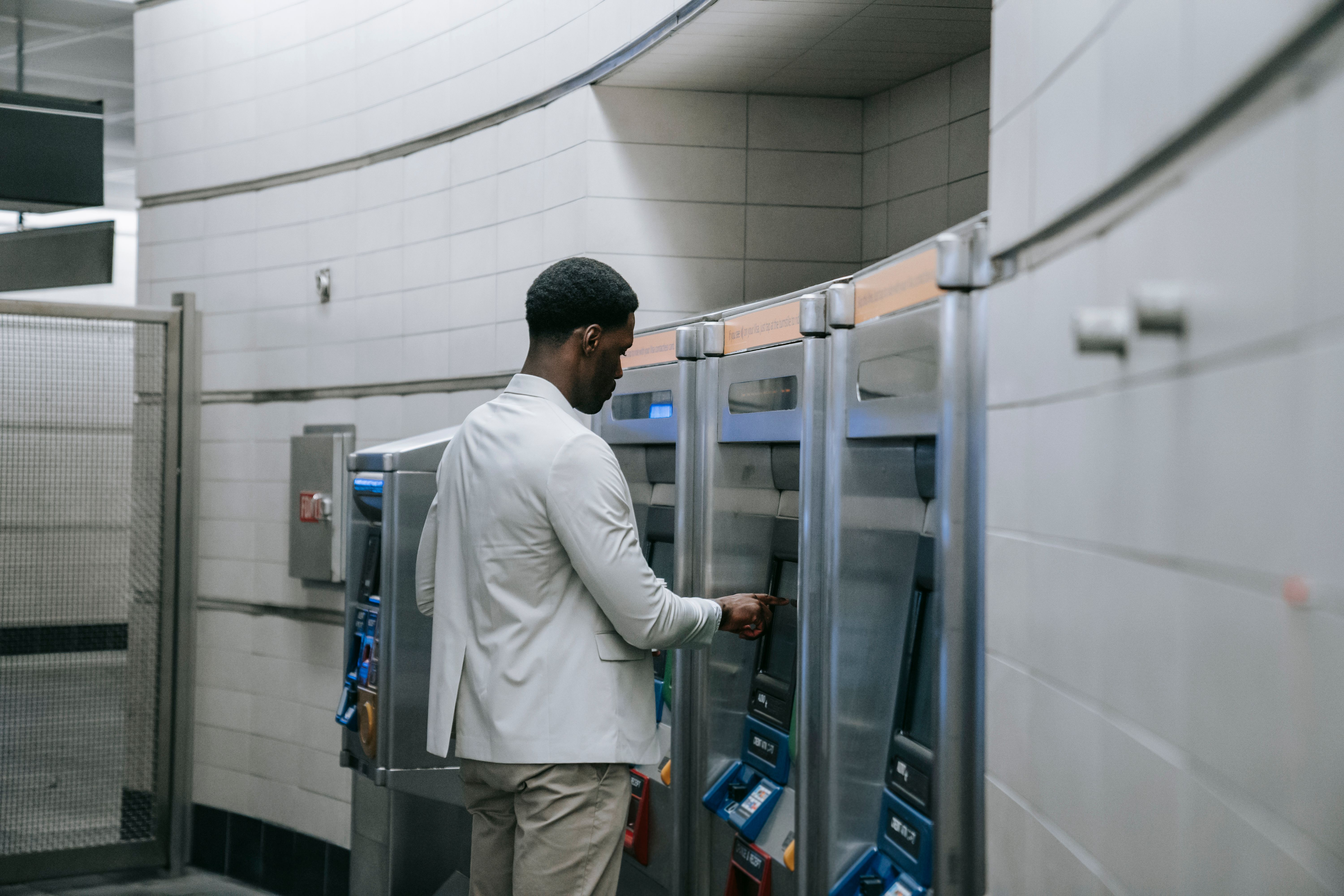The$20M ROI Question–How a Bank's New-Hire Training Program Delivered 400%Returns