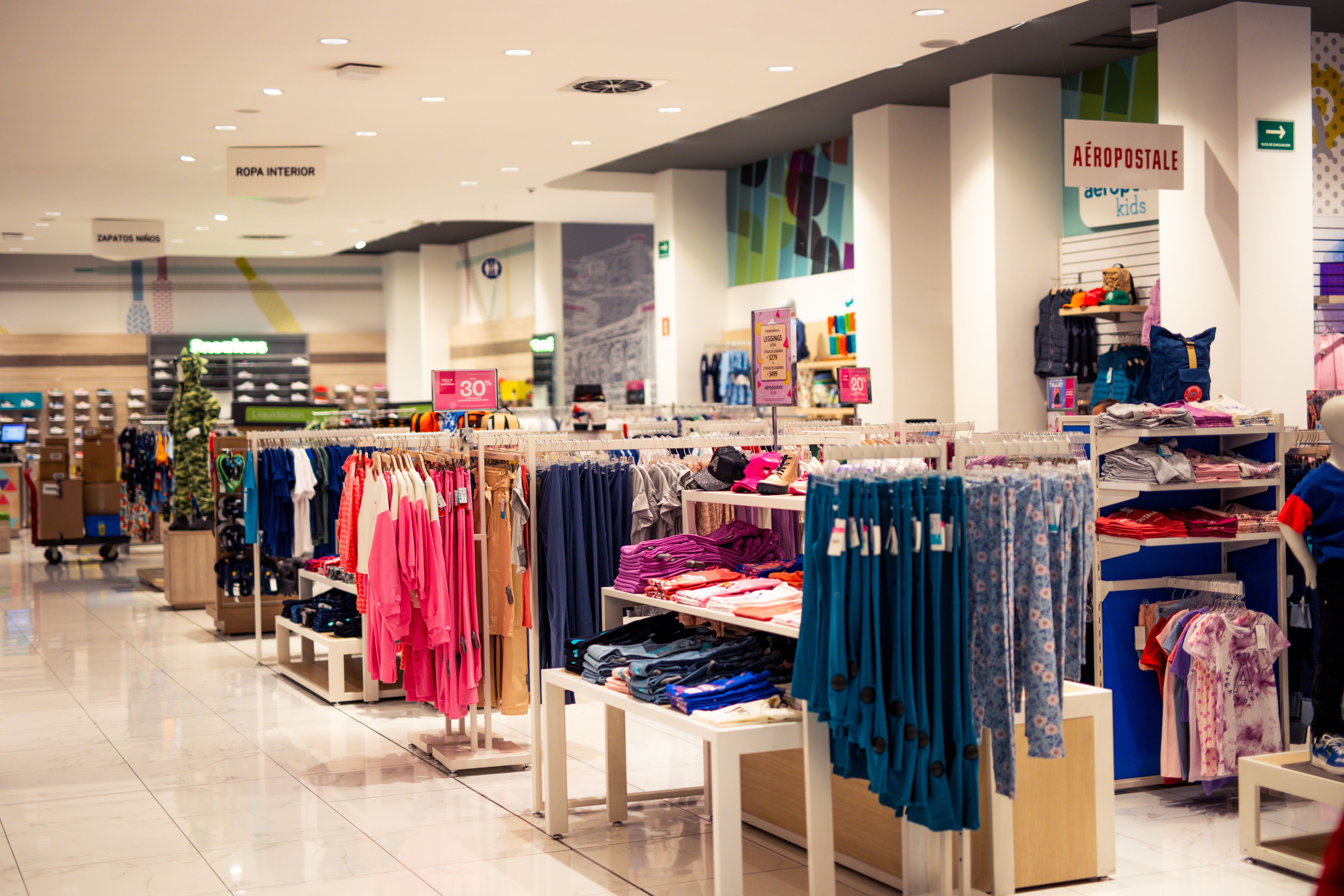 The Badge That Reads the Room–How Customer Emotion Recognition Is Transforming Retail Service