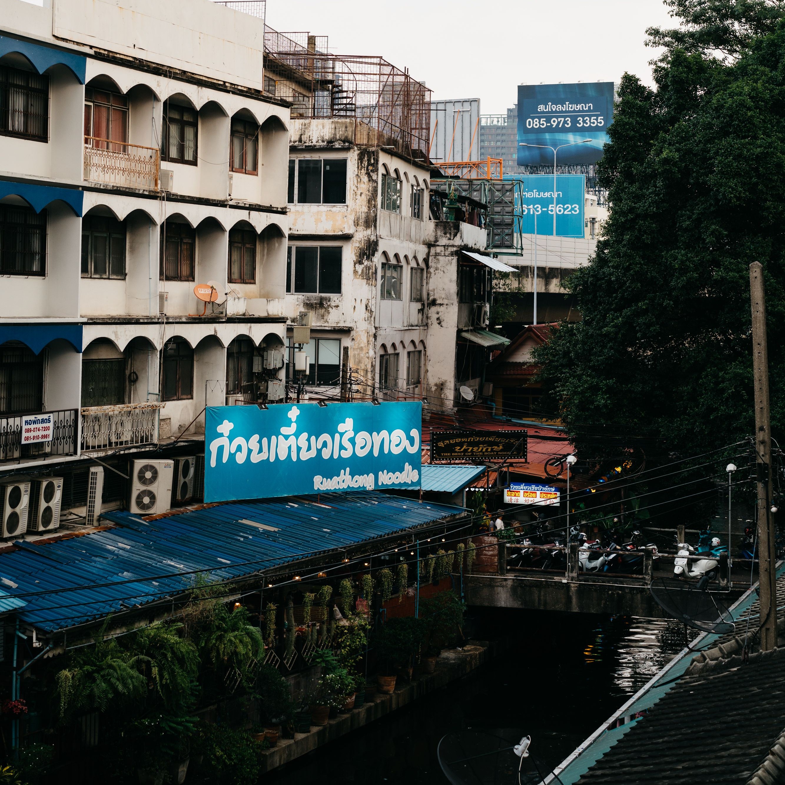 How Instadesk VoiceBot Cut Bangkok Water Utility Wait Time from 34 Minutes to 8 Seconds