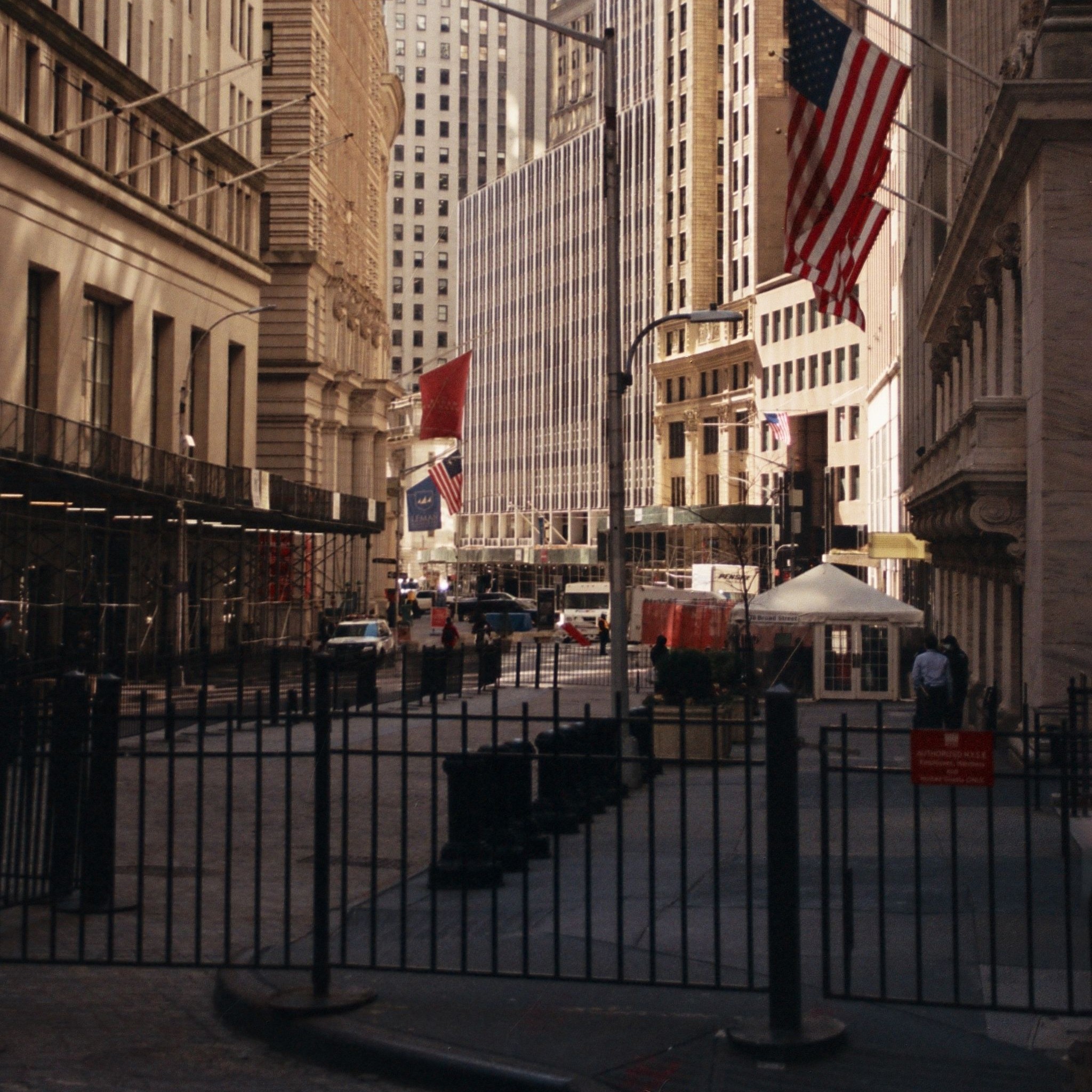 The Compliance Shield for Wall Street – Enterprise-Grade Chatbot Solutions for Financial & Securities Industry