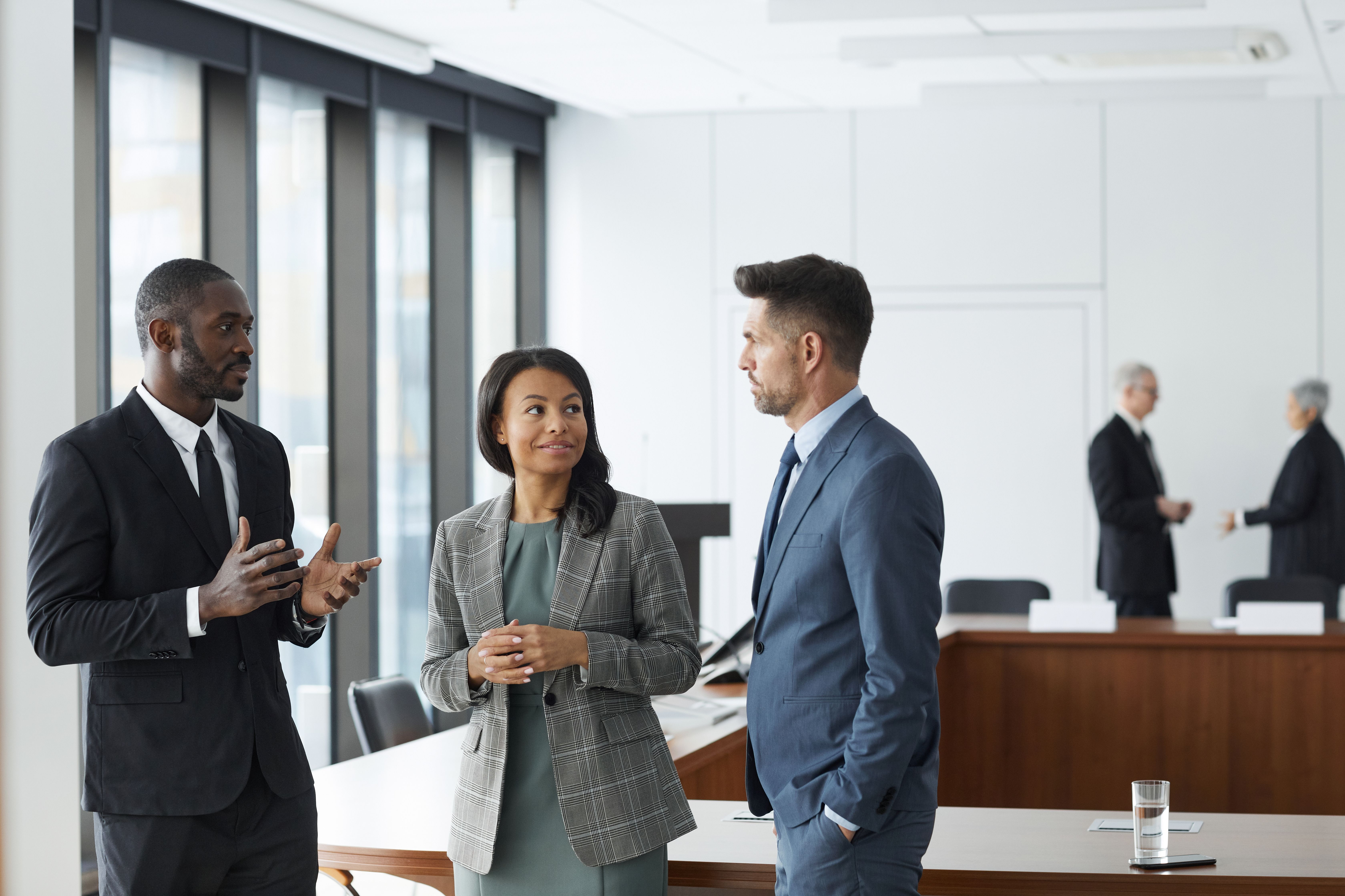The Badge That Turns Every Conversation into a Coaching Moment–How AI Wearable Devices Are Transforming Sales Performance Tracking