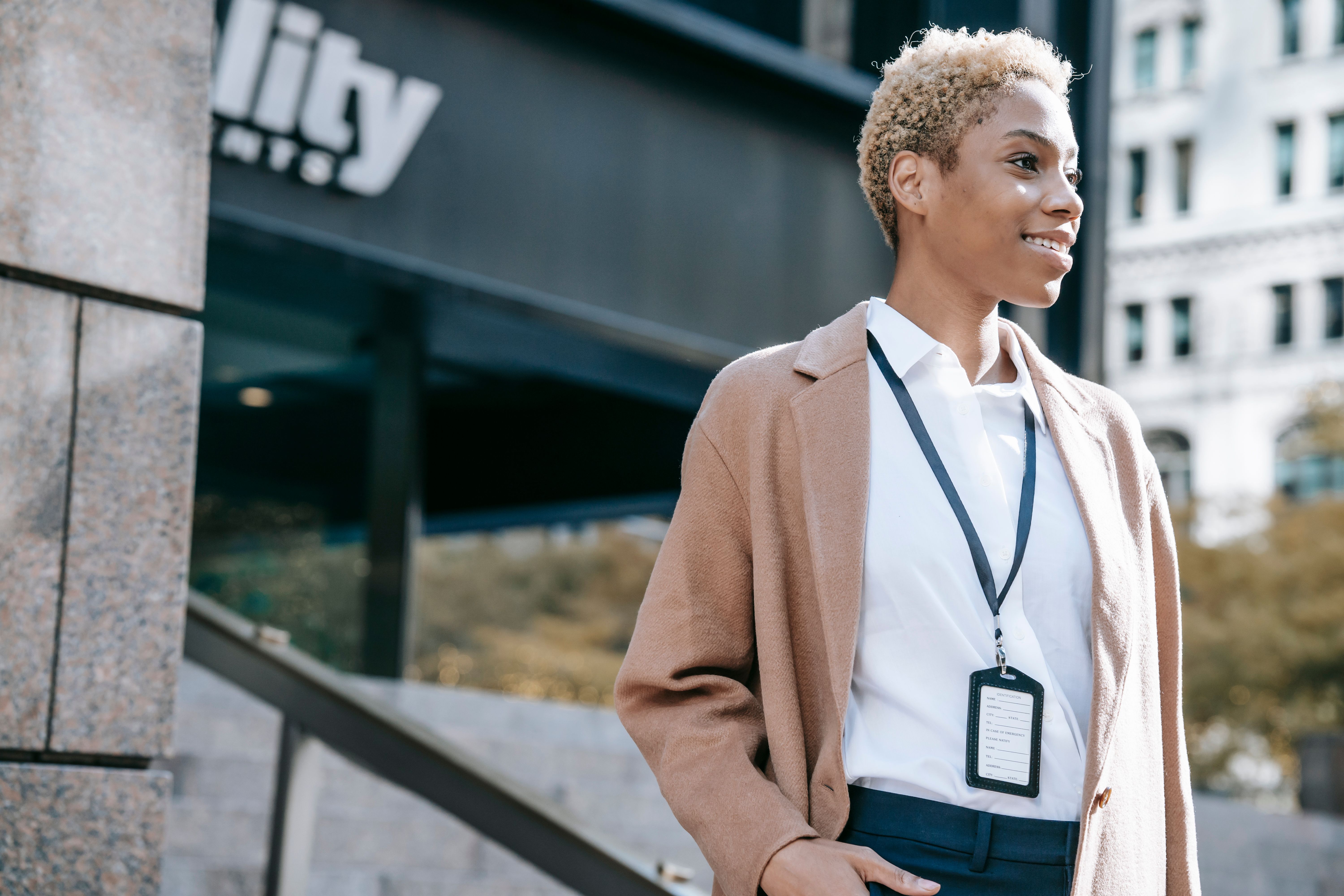The $600 to $1,200 Question – What Enterprise Smart Badge Solutions Actually Cost in 2026