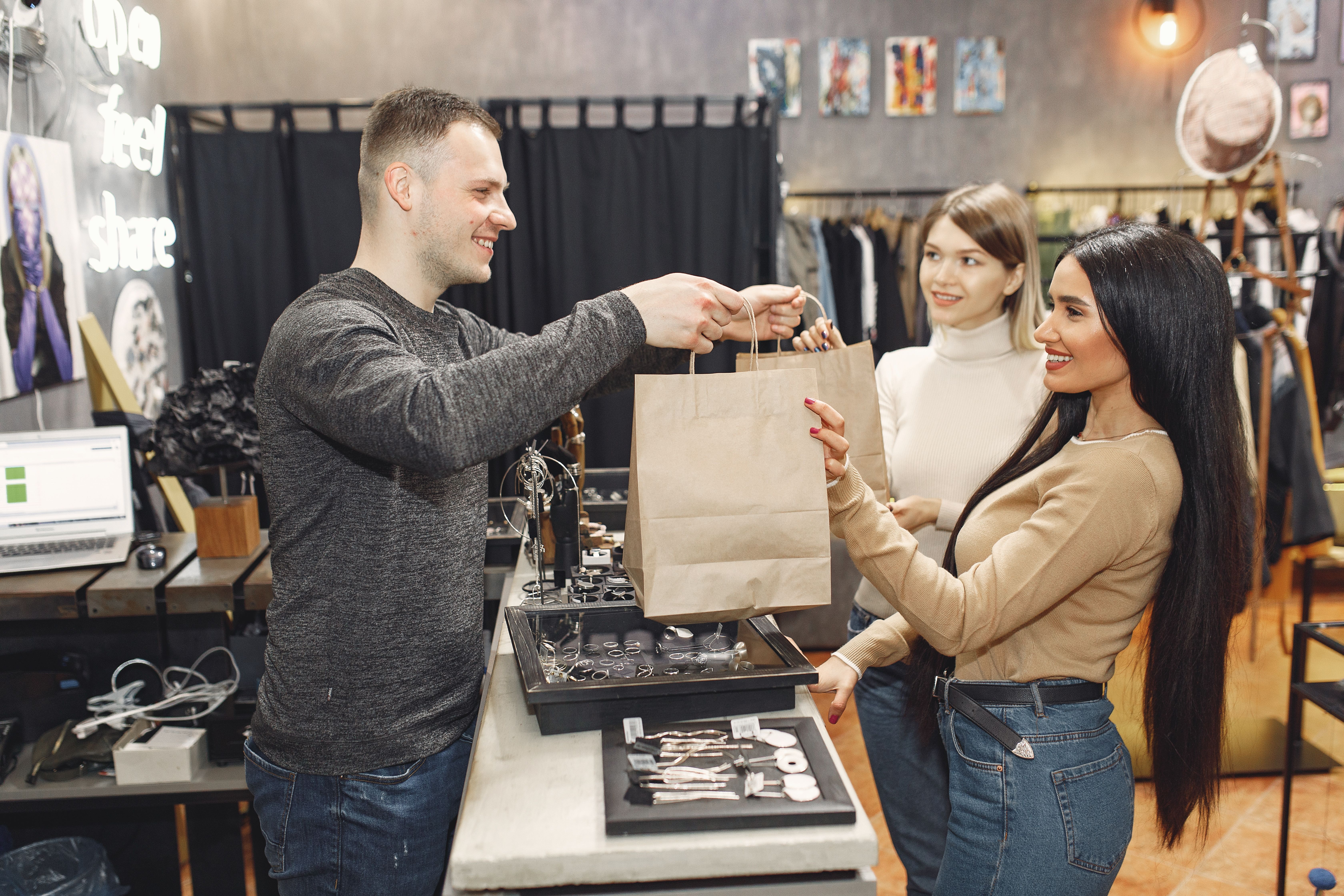 The Badge That Opens the Black Box–How Retail Sales Conversation Analytics Are Unlocking Hidden Revenue