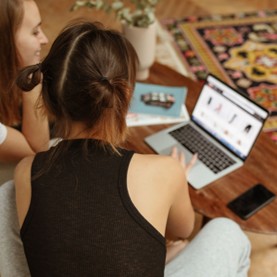 The 3-Minute Response – How Retail Stores Are Using AI Chatbots to Transform Customer Engagement