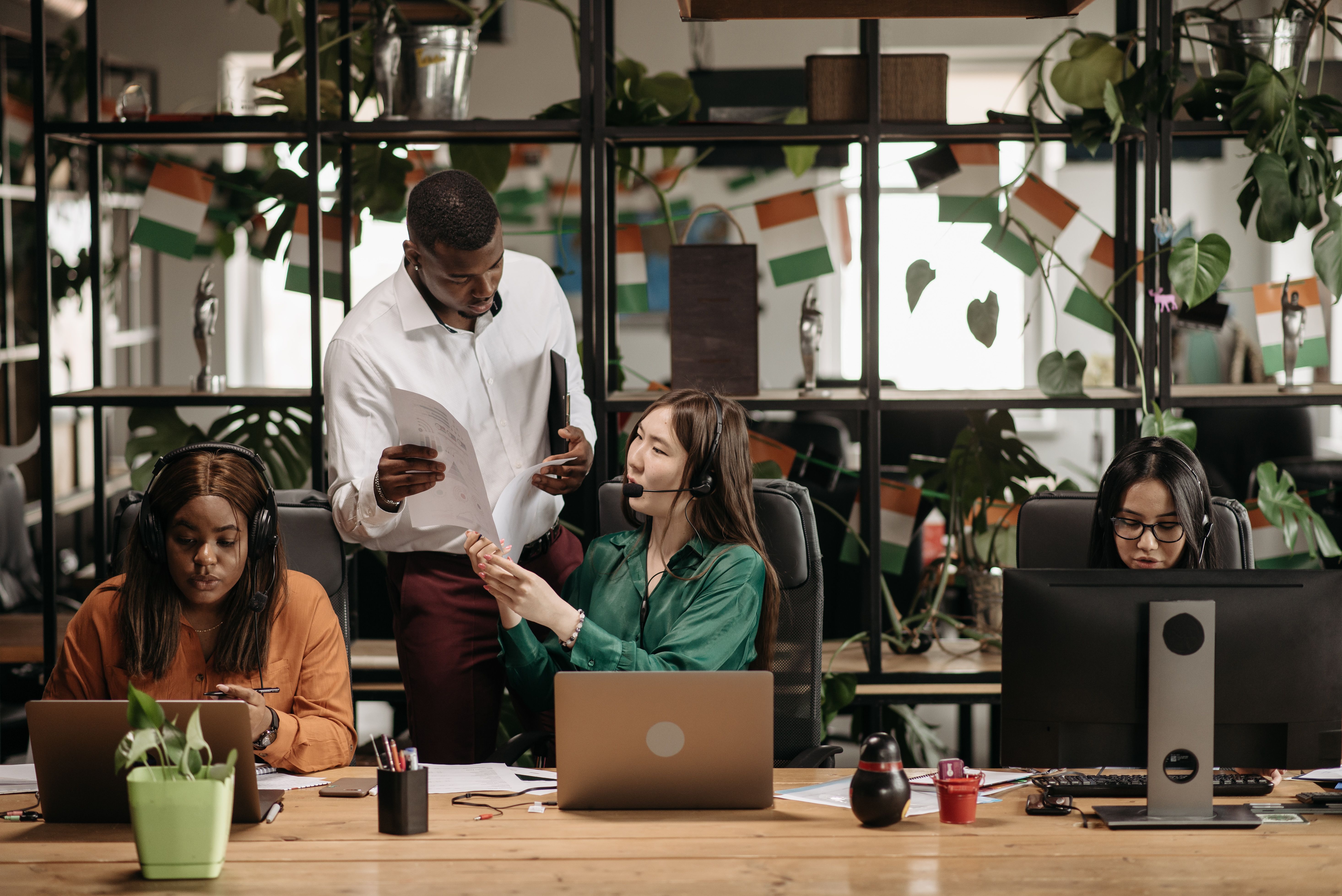 Call Center Software: Quality Monitoring, Compliance & AI-Powered Analytics